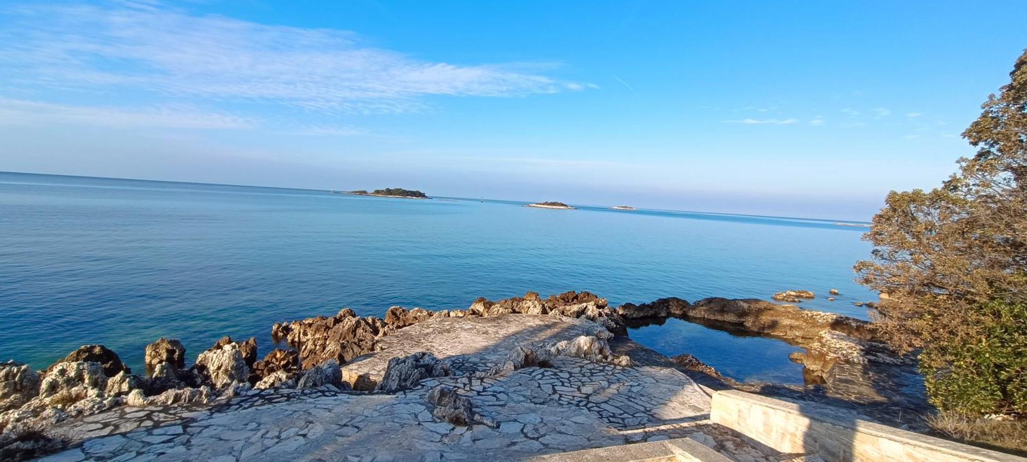 Luna 22 Porec Bagian luar foto